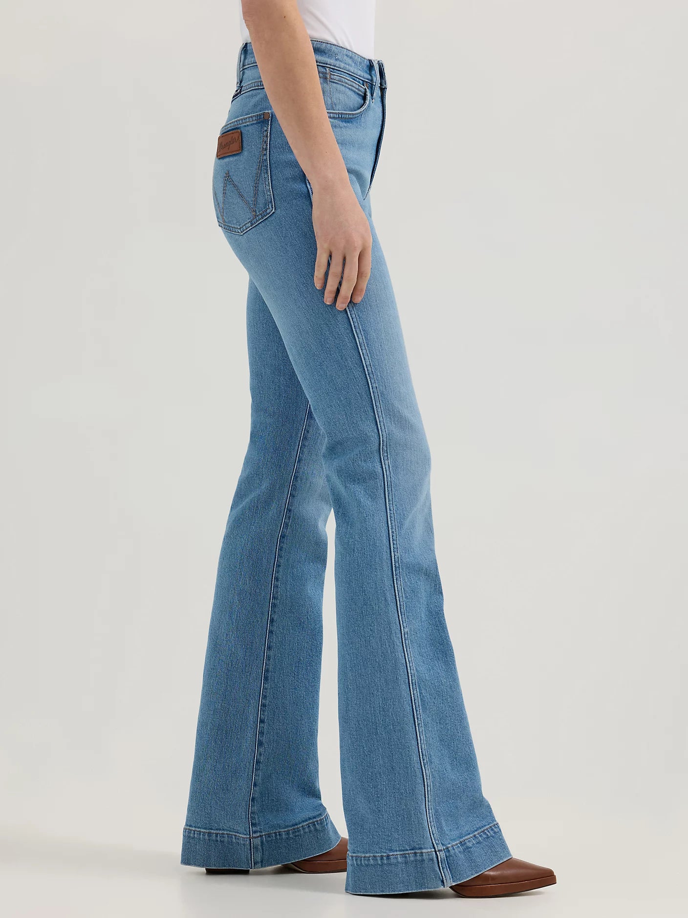 Women's Wrangler Retro® Bailey High Rise Trouser Jean