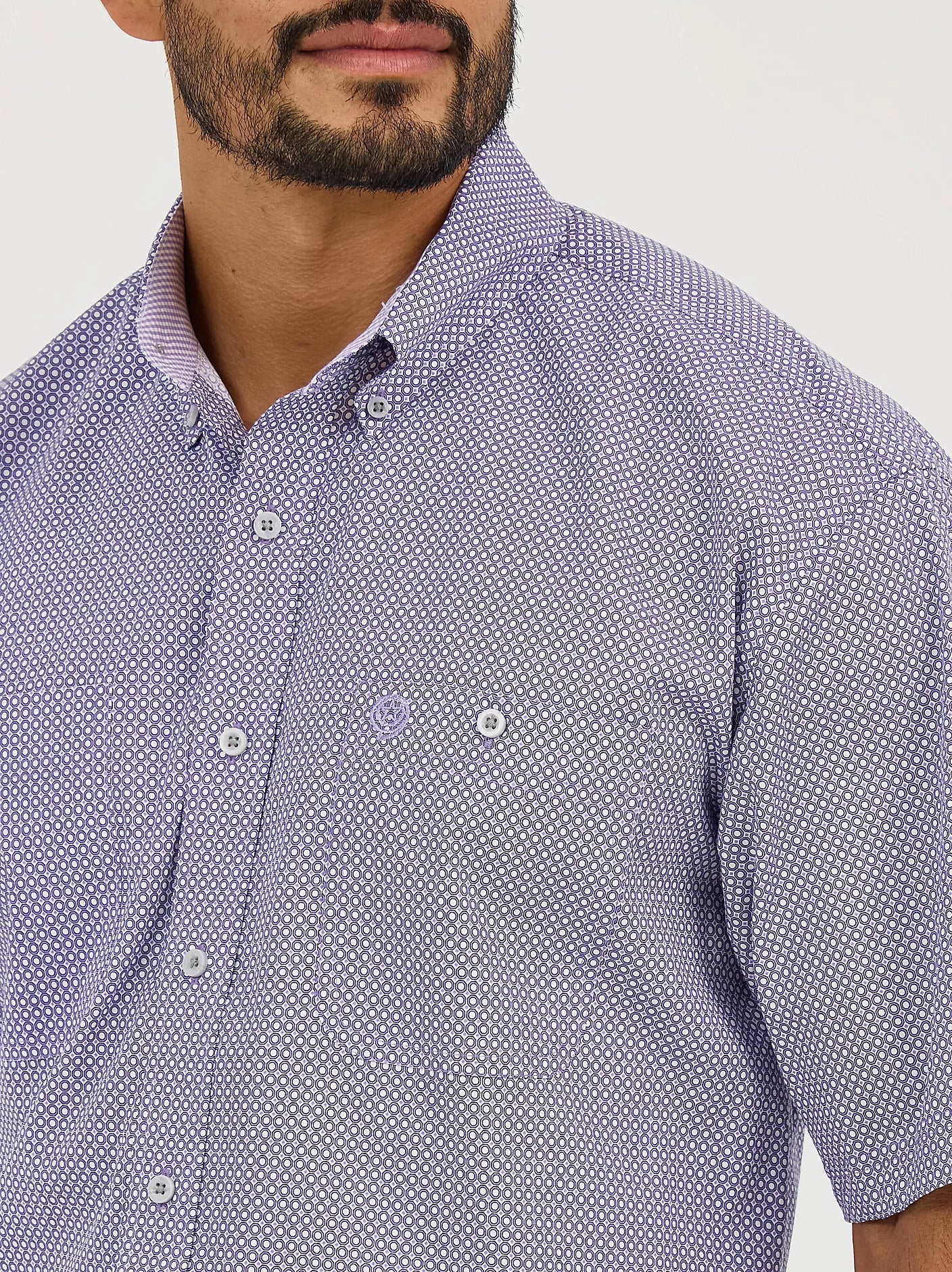 Wrangler® George Strait™ Short Sleeve Two Pocket Button Down Shirt